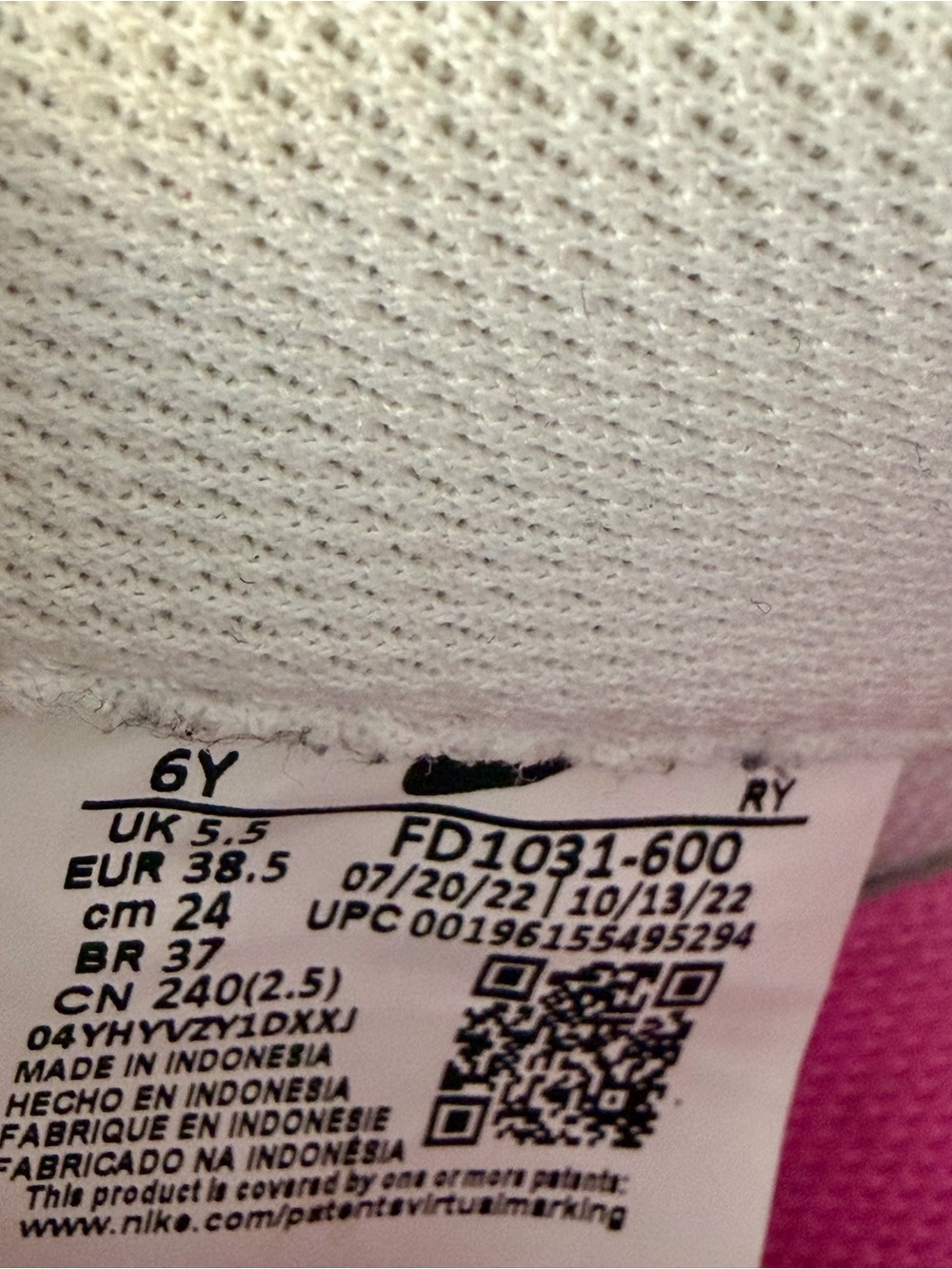 Nike Air Force 1 Low “Valentine’s Day 2023” - Picture 6 of 6